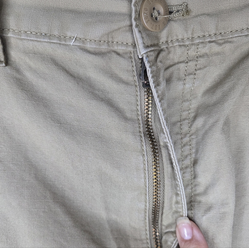 Eddie Bauer Size 33 Men's Khaki Cargo Shorts 100% Cotton - Picture 5 of 8